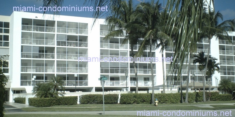 miami-condominiums.net - condos rental & sales